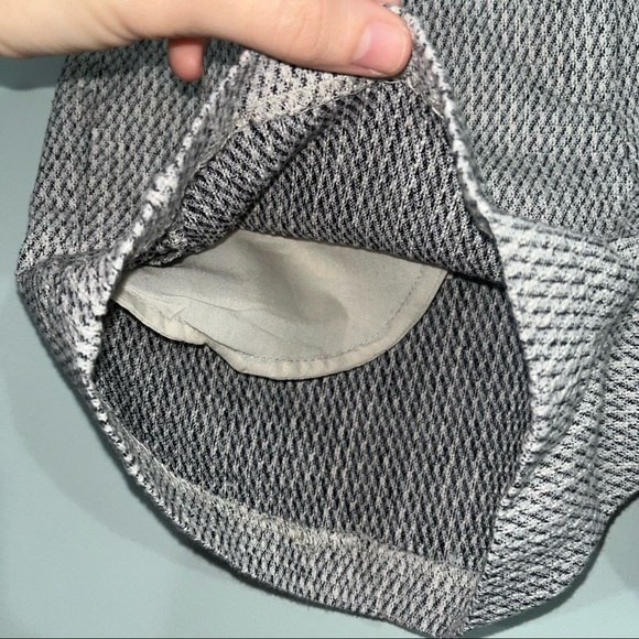 Lila Rose size 2 shorts - Picture 7 of 9